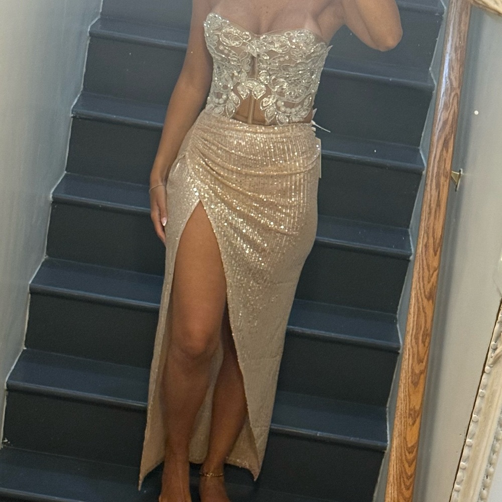 Elegant Gold Sequin Women's Skirt